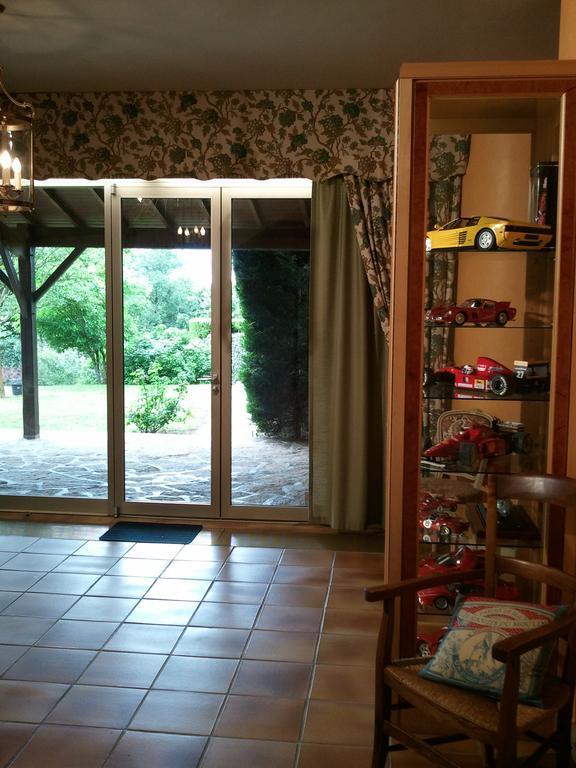 Bed and Breakfast Mas Du Trezon Cholet Exterior foto